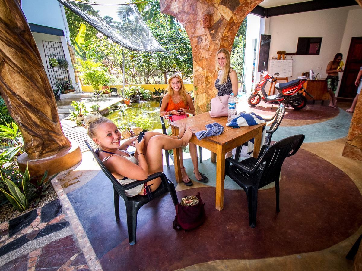 Experiencia Surf Camp Hostel Brisas de Zicatela Buitenkant foto